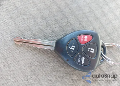 2009 Toyota Camry Le z USA, uszkodzony, nr VIN 4T1BE46K29U827171